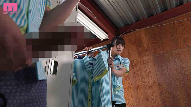 大嫌いな変態店長のパワハラ乳首こねくりとデカチン生ハメに堕ちた巨乳女子大生バイト不倫 七海那美 サンプル画像 9