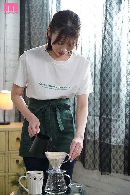 新人 20歳 人が好き！だからHはもっと好き。週5杉並区で働く脱いだらめっちゃ美クビレBODYの某有名コーヒーショップカフェ店員さん笑顔でめちゃイキAVデビュー！ 伊織さくら サンプル画像 2