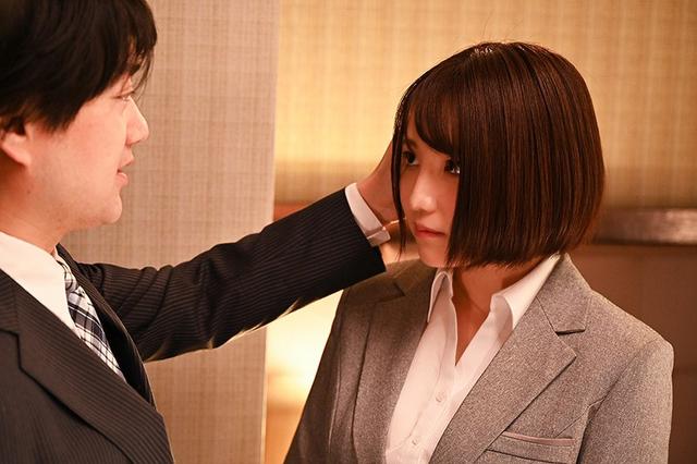 彼氏と望まない禁欲生活が続く中、絶倫先輩の10発射精プレイに猛烈にのめり込んでしまった私。 星なこ サンプル画像 4