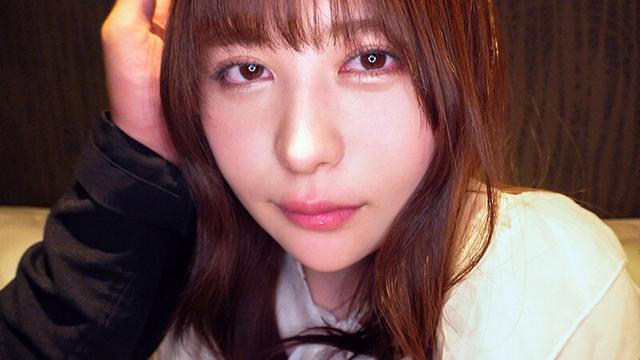 【配信版購入者限定特典付き】新人 夢も裸も…白衣の天使。医療の現場で見つけた絹のような天然素材。現役看護学生 芹沢なぎ AV Debut サンプル画像 16