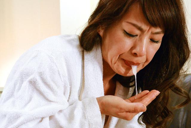美熟女ベスト篠宮千明 4時間 美乳美尻マドンナ サンプル画像 8