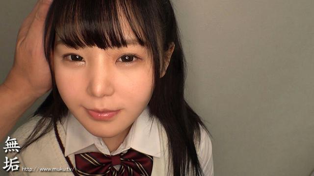 150cm発育Fcup美乳、オジサン好きの天然少女。 無垢専属 AV DEBUT 広瀬このみ サンプル画像 9