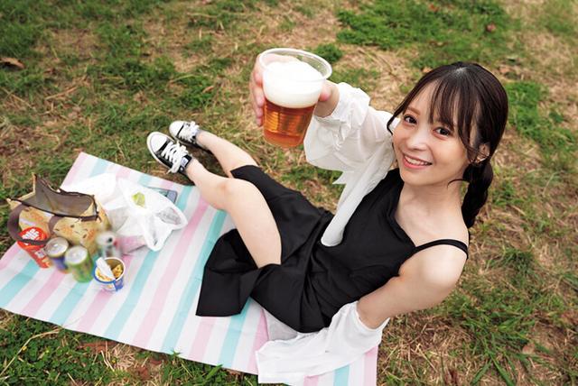 【夢幻調査隊】昼間の公園で一人でお酒を飲んでる女性急増！なぜか顔面偏差値Aランク【検証】話しを聞いてみた結果！みんなめちゃのんべえSEX好き判明！ サンプル画像 9