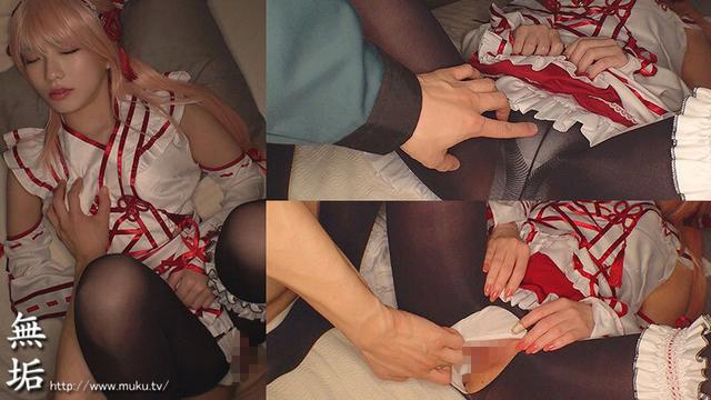 笑顔で肉棒を咥え込むコスプレ美少女と性活着衣フェチ交尾 雫月心桜 サンプル画像 5
