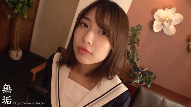 まさかこの清楚な少女がこんなに乱れてオホりまくるなんて。 理性が狂うほど焦らして感度を覚醒させたら、驚くほどにスケベな雌になった。 裏垢少女の子宮ボコボコ 湊波流 サンプル画像 1