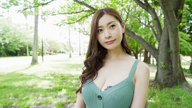 人妻の花びらめくり 葵百合香 サンプル画像 1