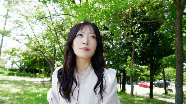 人妻の花びらめくり 天宮かすみ サンプル画像 1