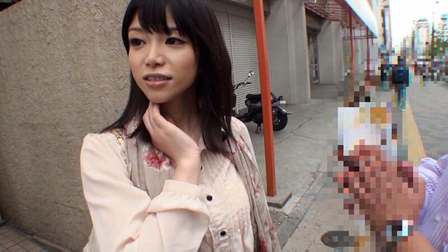 欲しかったのは謝礼じゃなくてコッチでしょ！？欲求不満がバレちゃったムッツリどすけべ素人奥様 全員生中出し12人4時間 サンプル画像 14