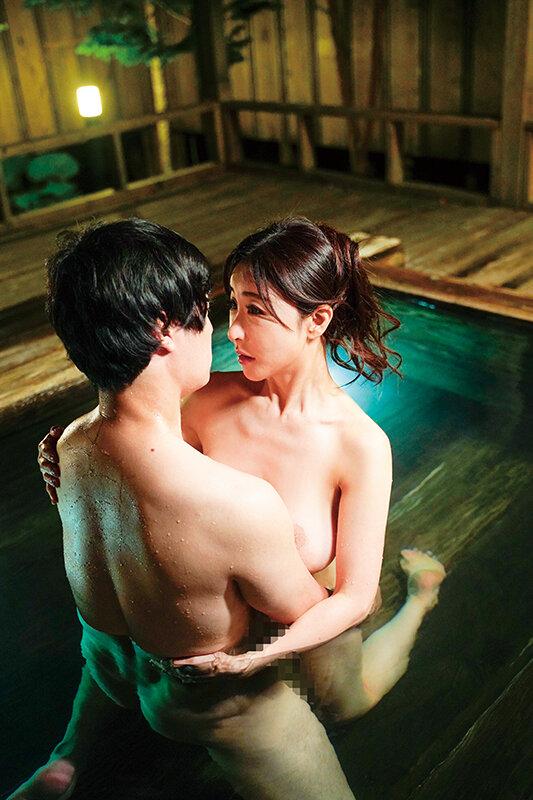 実は超どストライクだった母と混浴で二人きり…子供だからと油断して無防備に晒した裸体にギンギンに勃起した僕が犯した過ちの一部始終。4 サンプル画像 20