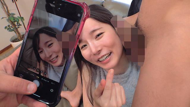 素人女子大生をガチナンパ！パンティ素股でカチカチのおち〇ぽがアソコに擦れてパンティは恥じらい汁まみれ！そのまま生で擦り合わせて、ぬっるぬっるワレメにズボっと入って連続生中出しSEX！！ サンプル画像 17