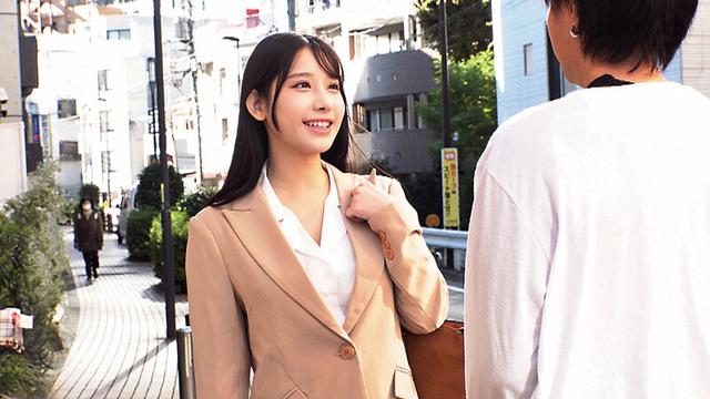 丸の内で働く美脚OLの皆さん！「童貞くんに直穿き黒パンスト素股でSEX教えてください！？」パンスト越しに3cm挿入しちゃうほどガチガチ童貞チ●ポに膣キュン「私が初めてでもイイ？」ビリっと破いて祝筆下ろし生挿入メモリアル中出し サンプル画像 5
