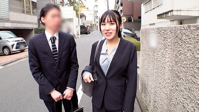 可愛い部下（※彼有り）と上司（※既婚）が高額賞金かけて野球拳で対決！？「部下に興奮するわけないよ！」なんて言いつつバッキバキ勃起しちゃう上司チ〇ポ「大きくないですか」部下の女性も恥ず恥ずエロ発情「秘密ですよ…」ってド不倫NTR中出しSEX2 サンプル画像 16