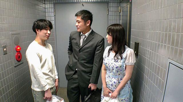 隣家の絶倫妻 毎晩聞こえる喘ぎ声…昼間はマジメそうな奥様なのに… 安野由美 サンプル画像 17