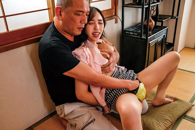 仕事で理不尽なクレームの果てに…カスハラ男に極太巨根を容赦なく何度もぶち込まれ快楽堕ちした妻 藤原真帆 サンプル画像 8