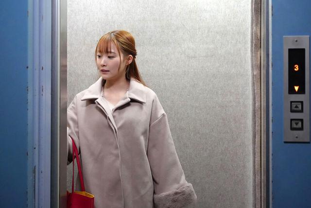 妻と巨根青年のモーニングルーティン 朝から硬くそったカリデカ巨根を挿れられて… 結月りあ サンプル画像 4