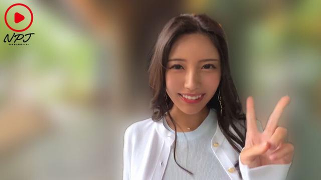 イ○スタで見つけた筋トレお姉さんは超超超超性欲強めでチ○ポバッキバキ即SEXが大好き！！ 「＃筋トレ好きと繋がりたい」と載せている女子はすぐヤレる！？承認欲求も性欲も強すぎるからDMアタック大成功！！（NPJS-088） サンプル画像 1