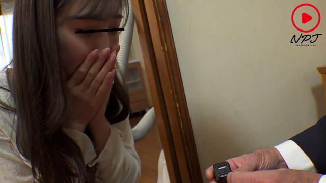 実録ドキュメントのぞき屋 貴女の家に盗聴器仕掛けられてますよ？ 女性宅に盗聴器が仕掛けられていると嘘をついて自宅侵入し、弱っている女を慰めつつ、隠しカメラを仕掛け、SEX映像を隠し撮り成功例3パターン公開。 サンプル画像 3