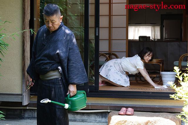 夫は知らない衝撃の秘め事・・「義兄」「義父」と乱交していた嫁 長瀬麻美 サンプル画像 11