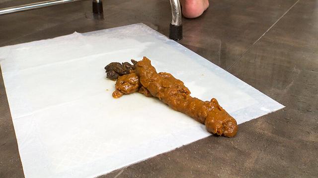 とても気持ち良さそうに大便する私を見て下さい サンプル画像 4