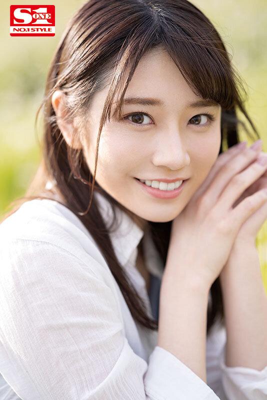 とにかく可愛い顔！ 大きくて柔い天然乳！ それでいて細クビレ！ 奇跡の三美一体 スーパー女優80本番 8時間 サンプル画像 1