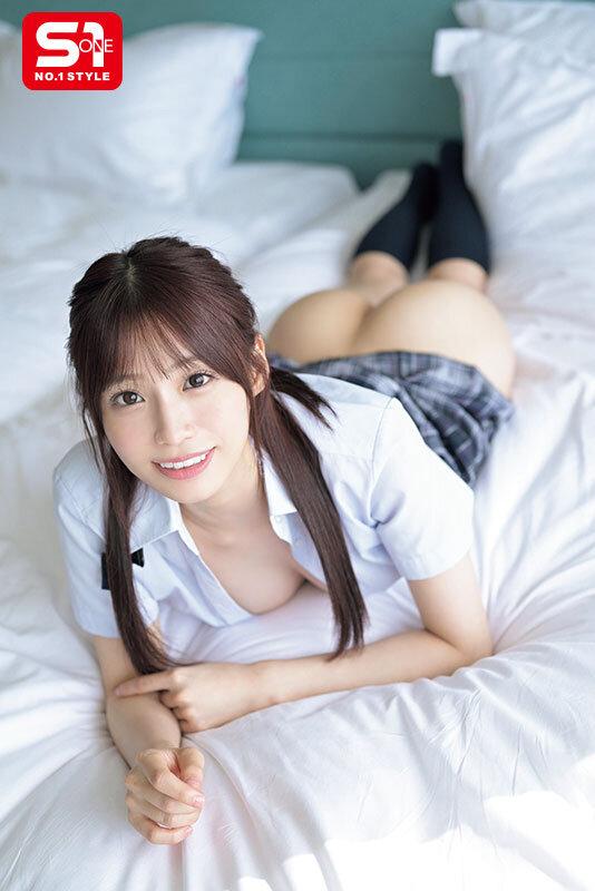 超A5ランクの女子●生を紹介します。 ハイスペ女学生17名と制服着たままセックス7時間 サンプル画像 10