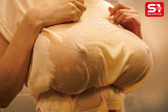 雄♂の理性をぶち壊す 触りたくなる極柔おっぱいS級女優の 無自覚な着衣巨乳誘惑 パイズリ＆セックス72コーナー サンプル画像 4