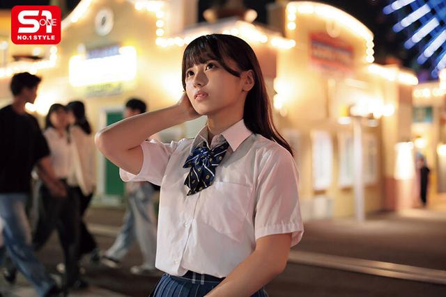 大きな瞳のイマドキ王道美少女がAVデビューして1年が経ちました。 渚あいり 初めてのベスト 12時間 サンプル画像 7