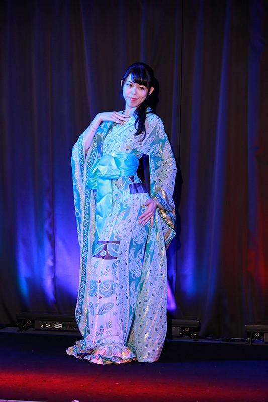 お父さん達に捧ぐ！生ストリップショー最前線（9）完全版 サンプル画像 12