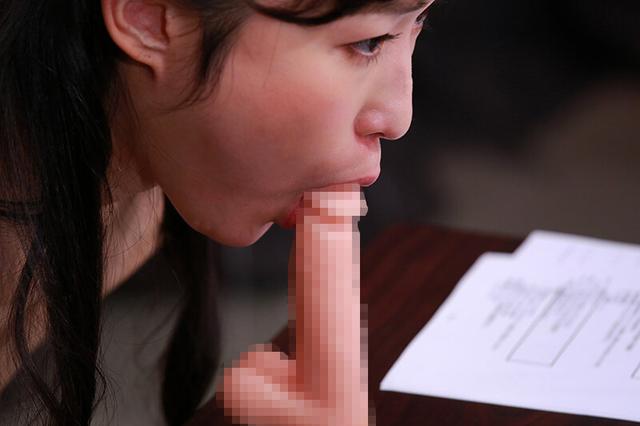 まるで性器！舌使いがエロ過ぎるお姉さんがチンポをベロベロずっぽりと包み込む生放送 完全版 サンプル画像 16