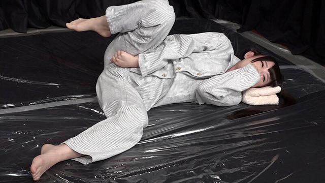 美女だらけのおもらし4時間SP～恥じらいながらも溢れ出るオシッコ サンプル画像 3