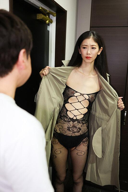 会社の女上司がデリヘルで働いていたので弱みにつけこみ本●（17）～不動産会社勤務・黒髪ロングスレンダー美女34歳 サンプル画像 11