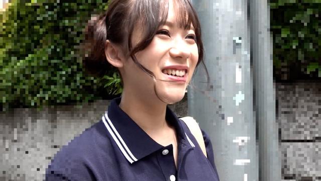 街頭シ●ウトナンパ「あなたの陰毛見せて下さい」（24）～ノリでSEXもお願い サンプル画像 1