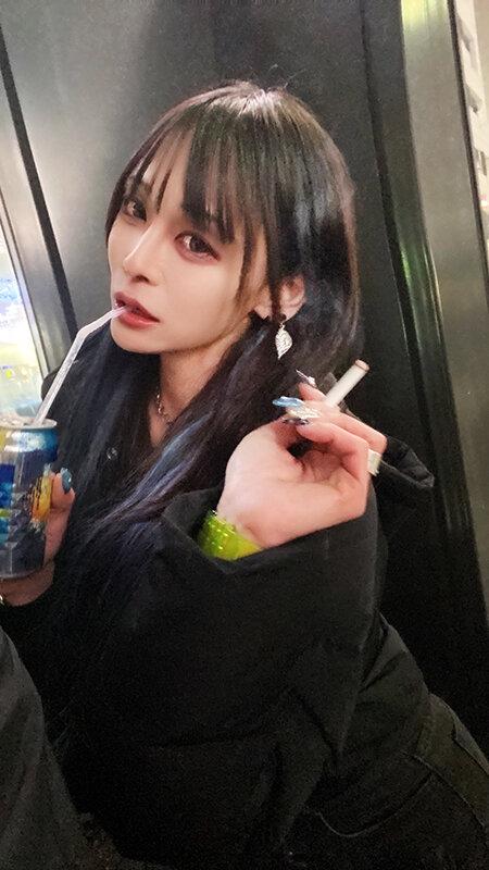 性欲つよつよGAL女装子はお酒とSEXが大好き！ GAL女装子が泥● 朝まで飲みまくりで大暴走！ 金玉空っぽになるまでドM男を痴女りまくる アナルパコり酒！ サンプル画像 6