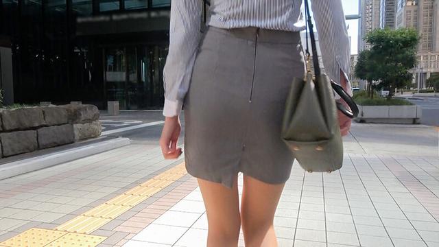 SSSボディの広告代理店OLかんなは半中半外生推奨レディ 明日美かんな サンプル画像 3