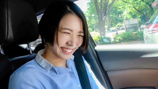 5秒で即イキするフェラの名手AVデビュー Fカップ27歳エステティシャン 朝日まこと サンプル画像 1