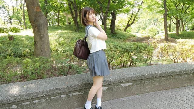 円女交際中出しoK18歳 最強可愛い小悪魔Eカップ娘 沢北みなみ サンプル画像 1