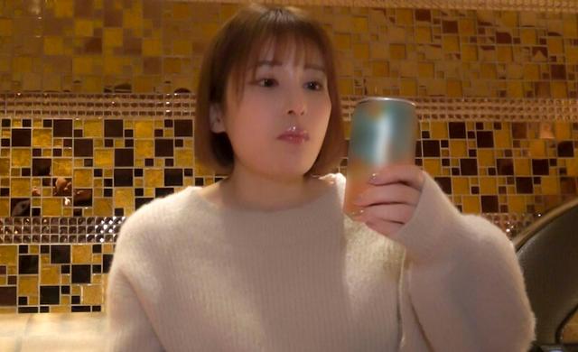 完全プライベート映像 100％スマイルで誰もが癒やされる 若宮はずきちゃんと初めての二人きりお泊まり サンプル画像 9