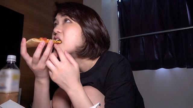 新人1K中出し部屋呑みドキュメント 癒し可愛いハーフ美女・綾瀬らんちゃん サンプル画像 8