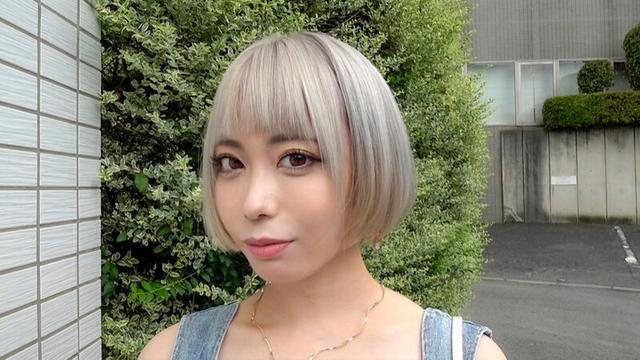 完全プライベート映像 金髪エロカワオンリーワン・川菜美鈴ちゃんと初めての二人きりお泊まり サンプル画像 1