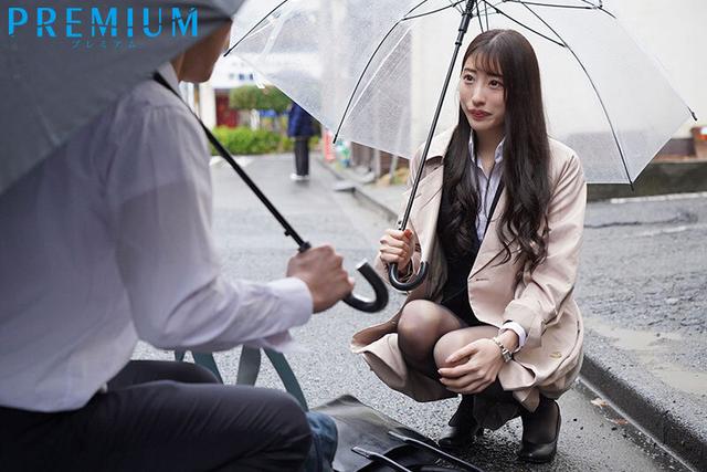 倒れた一花先生を介抱して家に送ったら…スレンダー美脚と健気さに勃起が止まらず朝まで何度も中出ししてしまった性欲モンスターなボク。 星宮一花 サンプル画像 1