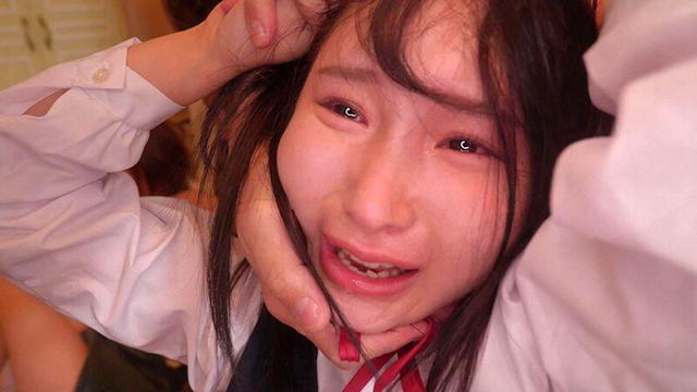 今からこの大家族全員レ●プします ●区白金● サンプル画像 3