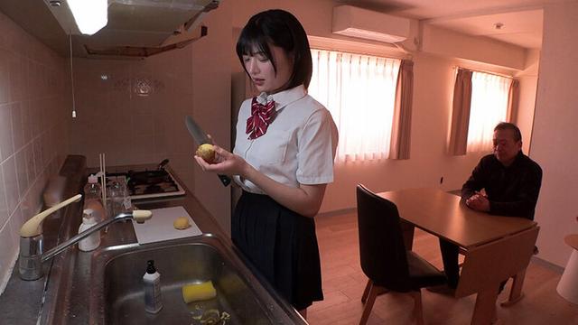 私は家族の種付け肉便器 一家繁栄のため世界で一番嫌いな濃厚ゴミ部屋兄貴たちの贄となったイモウトの無慈悲な日々 虹村ゆみ サンプル画像 17