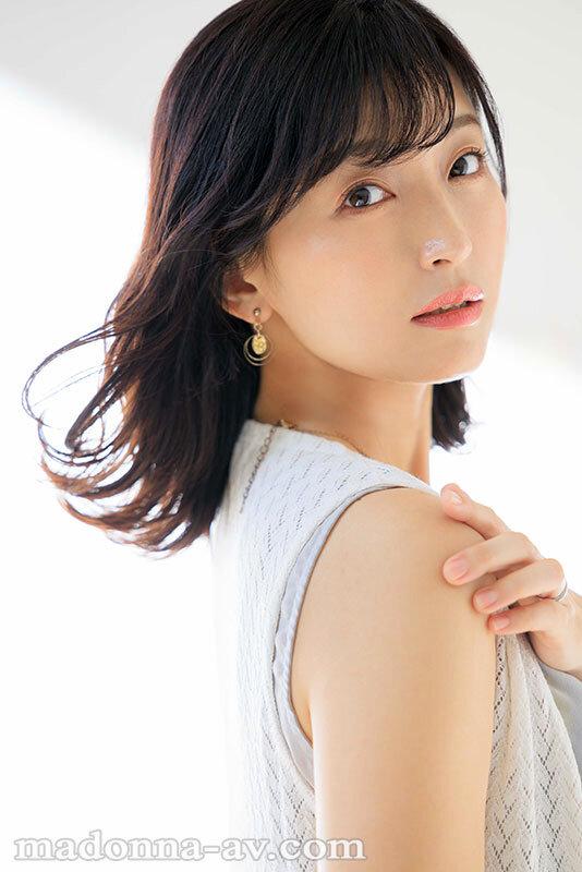 MONROE Debut 吉永塔子 40歳 アラフォーだけどいいかな？‘ワンランク’よりもっと上のモンローに革命を起こす美魔女。 サンプル画像 1