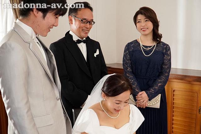 大喧嘩の末に、離婚した元夫婦―。 20年ぶりに仲直りした私たちは、新婚当初のように何度も何度も精魂尽き果てるまで求め合った。 岡江凛 サンプル画像 8