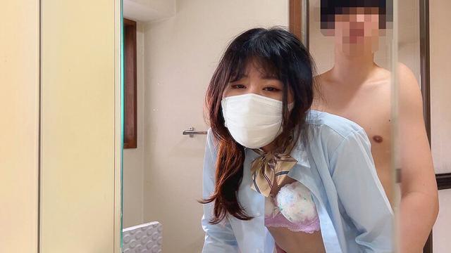【顔出しNG】ガチ発情期の変態裏垢女子を中出し調教 最後はマスクも忘れてイキ狂い肉便器 4名291分 オナホになって滅茶苦茶にされたい変態美少女は…存在するっ！！ サンプル画像 18