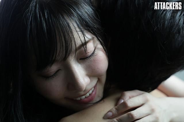結婚目前の女上司と二人きりで残業。想いを抑えきれずに僕は彼女を… 七海ティナ サンプル画像 10