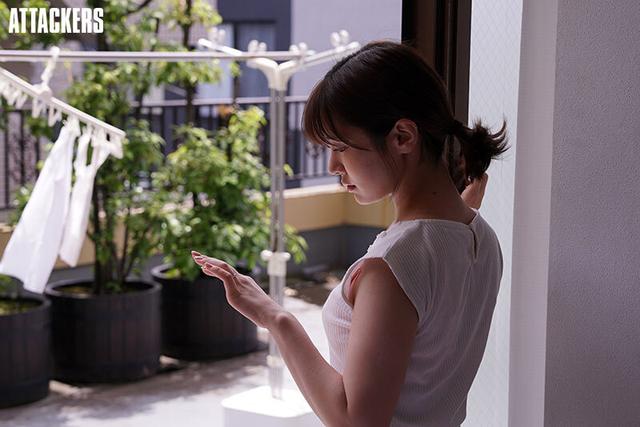 「…やっと見つけた」会いたくなかった男に会ってしまった。8年前、私はこの男にレ●プされた。 鳳みゆ サンプル画像 1