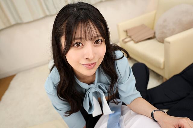 【VR】会社の部下は妻が寝ている隣でも大胆に誘惑し不倫SEXを求める魔性のオンナ 潤うるる サンプル画像 2
