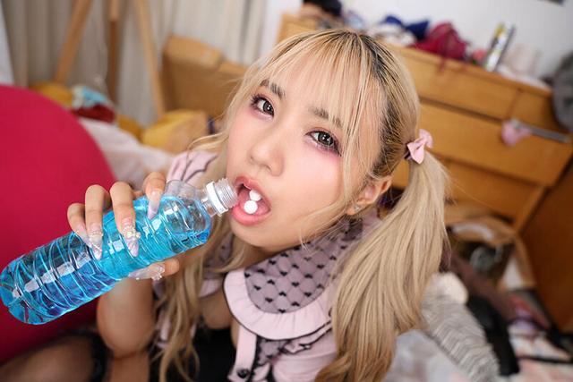 【VR】【和久井美兎 逆オファー企画作品】病みセクVR～好きだからパキっちゃう、こんな私をもっと見て オーバードーズSEX～ 和久井美兎 サンプル画像 6