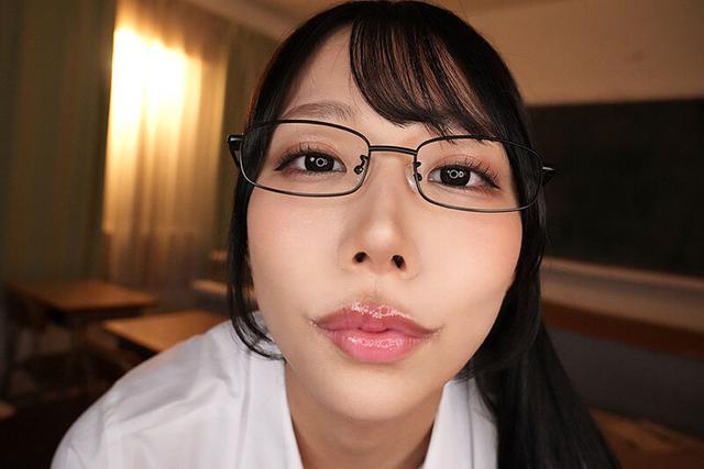 【VR】趣味:生徒のイキ顔観察 早漏でも遅漏でもお構い無し。補習後は必ず顔面密着手コキで生徒を食べる教師の特権 尾崎えりか サンプル画像 7